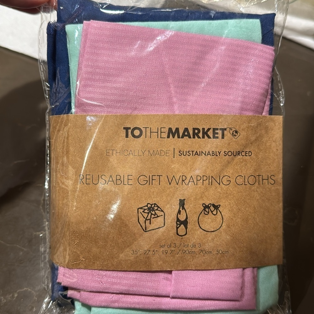 Reusable Cloth Gift Wrap (3 Pack) - Picture 5 of 5